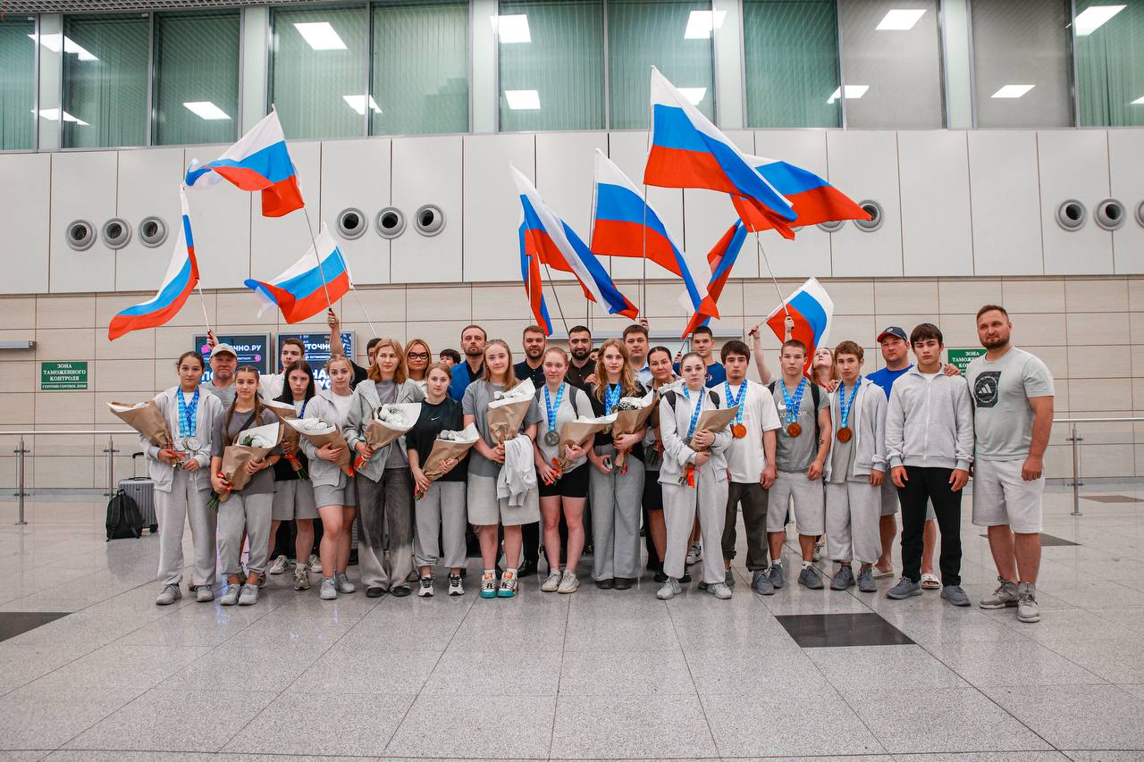 Урожай 2025-го года - 94 медали!  Возвращение российских тяжелоатлетов на международную арену состоялось! 