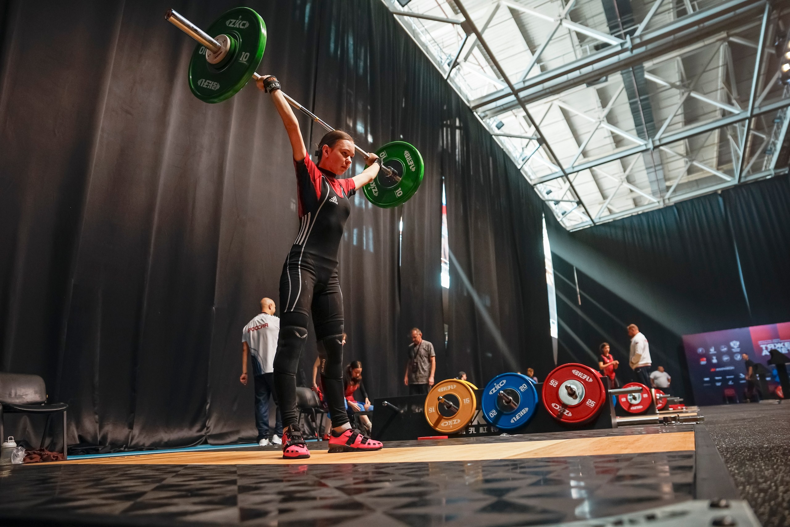 Информационная справка об организации и проведении первенства России по тяжелой атлетике среди юниоров и юниорок 15-18;19-20 лет