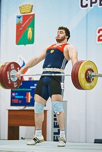 Мужчины 109+