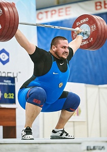 Мужчины 109+