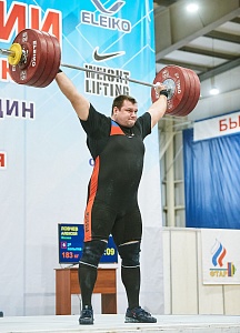 Мужчины 109+