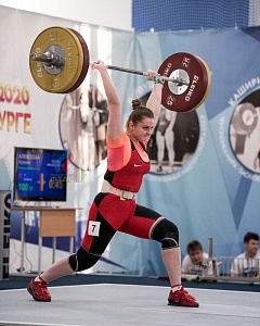 76, 81 кг женщины