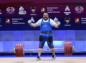 Мужчины 109+