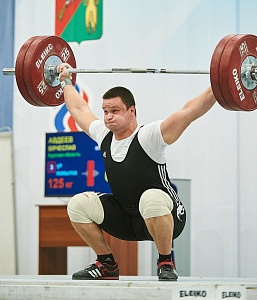 Мужчины 109+