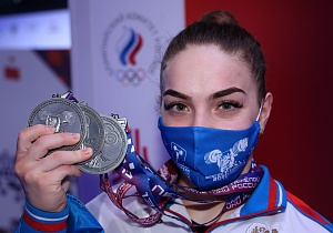 Женщины 76