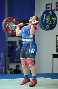 Женщины 87