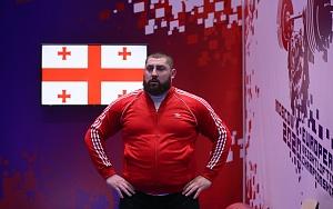Мужчины 109+