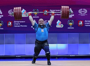Мужчины 109+