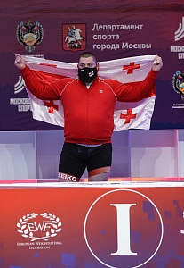 Мужчины 109+