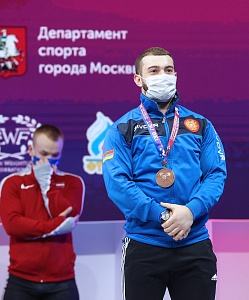 Мужчины 81