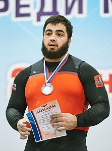 Мужчины 109+