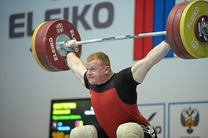 Мужчины 109+