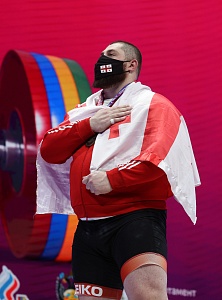 Мужчины 109+