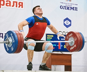 Мужчины 102