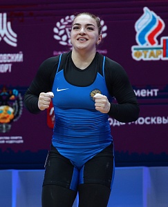 Женщины 76