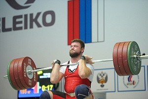 Мужчины 109+