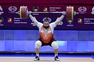 Мужчины 109+