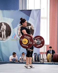 76, 81 кг женщины