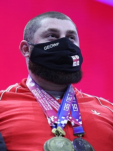 Мужчины 109+