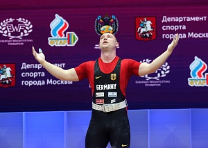 Мужчины 81