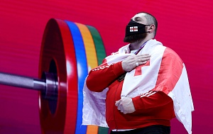 Мужчины 109+