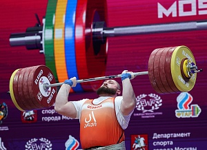 Мужчины 109+