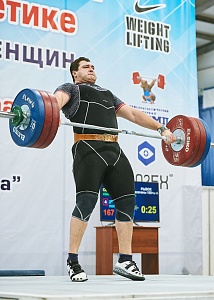 Мужчины 109+