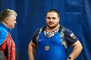 Мужчины 109+