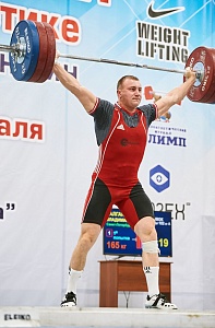 Мужчины 102