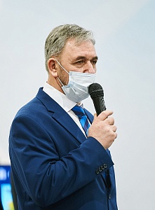Мужчины 109+
