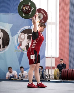 76, 81 кг женщины