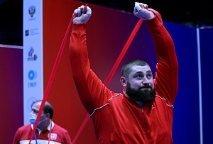 Мужчины 109+
