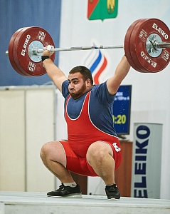 Мужчины 109+