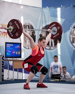 76, 81 кг женщины