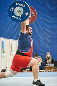 Мужчины 109+
