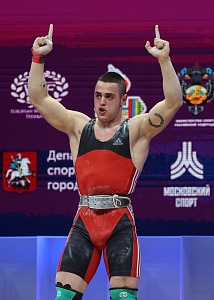Мужчины 81