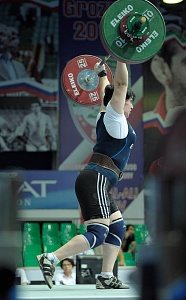Женщины 87